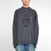 Acesta nu este noul pulover cu logo Balenciaga „Dark Grey” 652981TKVE41069