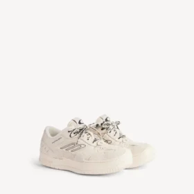 Adidași cu platformă din piele de căprioară pentru femei, model „Hamptons”, în nuanțe de bej/negru