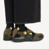 Adidași-sandale de drumeție pentru bărbați în culorile gri-maro/negru/galben neon