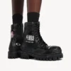 Balenciaga pentru bărbați | cizmele de tip combat strike din colaborarea cu NBA, în negru
