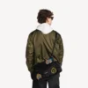 Geantă de weekend pentru bărbați, model Explorer, cu multiple buzunare, mică, în negru/multicolor