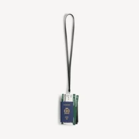 Husă pentru telefon în formă de pașaport pentru bărbați, în nuanța „passport blue”
