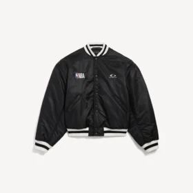 Jachetă de antrenor pentru bărbați Balenciaga | colaborare cu NBA, de culoare neagră Jachetă de antrenor pentru bărbați Balenciaga | colaborare cu NBA, de culoare neagră