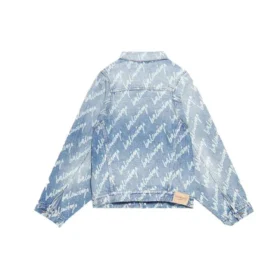 Jachetă din denim cu logo script pe toată suprafața „Albastru deschis Alb” 681690TJW904200 Jachetă din denim cu logo script pe toată suprafața „Albastru deschis Alb” 681690TJW904200