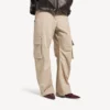 Pantaloni cargo relaxați pentru femei, de culoare bej
