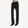 Pantaloni slim croiți pentru femei, de culoare neagră