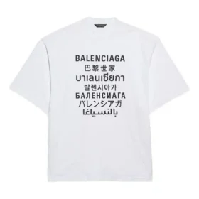 Pulover cu guler rotund și mânecă scurtă pentru bărbați Balenciaga cu imprimeu cu text, alb 641614TJVI39040 Pulover cu guler rotund și mânecă scurtă pentru bărbați Balenciaga cu imprimeu cu text, alb 641614TJVI39040