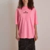 SS21 Tricou cu guler rotund și broderie, roz 641532TJVA95764