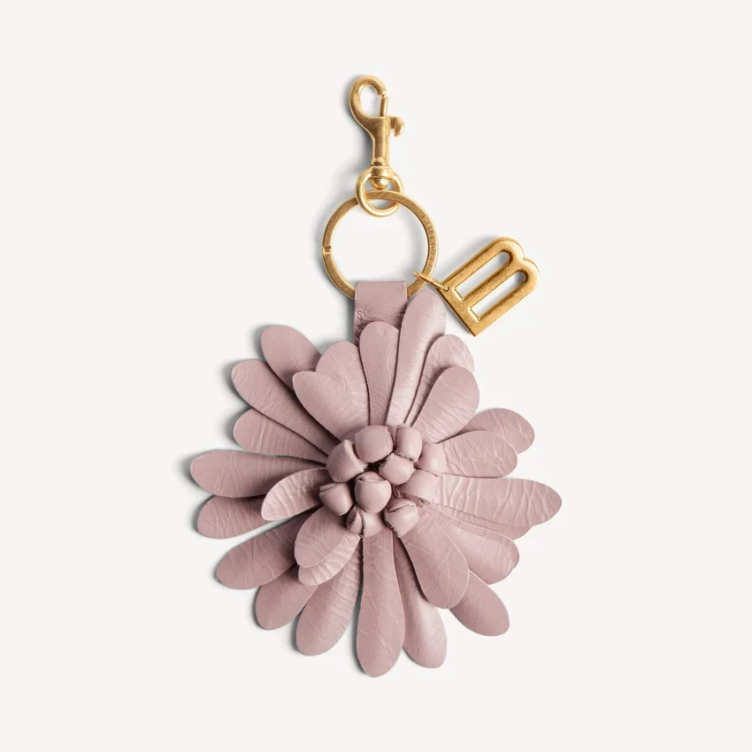 Talisman/breloc pentru femei în formă de floare din cuarț roz Talisman/breloc pentru femei în formă de floare din cuarț roz