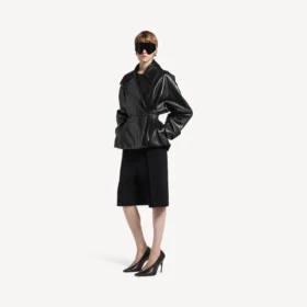 Trench scurt plisat pentru femei, negru