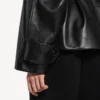Trench scurt plisat pentru femei, negru