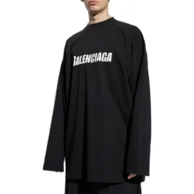Tricou cu mâneci lungi și guler supradimensionat „Black” 681046TNVL11070 Tricou cu mâneci lungi și guler supradimensionat „Black” 681046TNVL11070